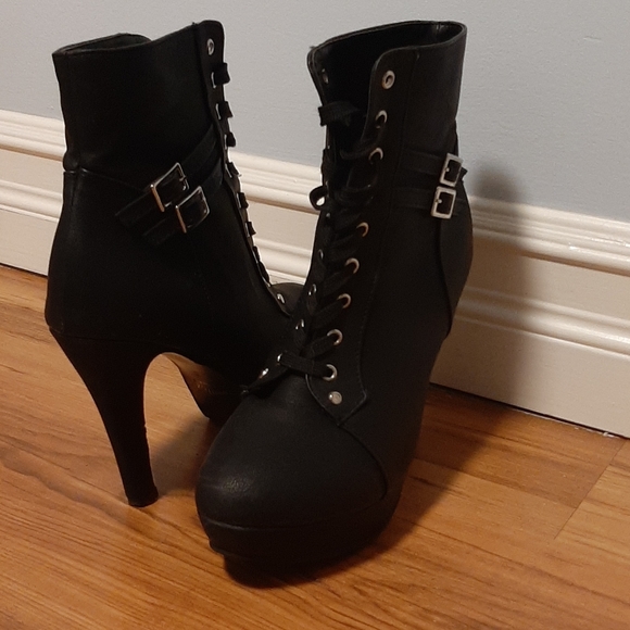 Black boots 4 inch heel - Picture 2 of 4